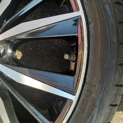 アルミホイール中古　4本組　18インチ 7J 売ります