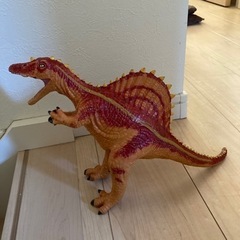 スピノサウルスのフィギュアと恐竜フィギュア図鑑