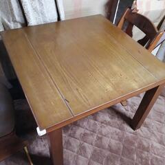 【無料】テーブルセット　テーブル&椅子２脚