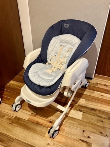 Combi コンビ　ネムリラ　電動バウンサー