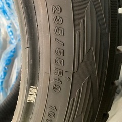 235/55/19スタッドレスタイヤ