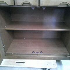 ID:G60154995 食器棚3面 側面ハガレ有