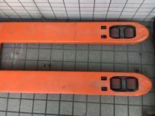 エコツール笠寺店】TRUSCO/トラスコ ハンドパレットトラック2000kg THP  