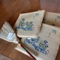イケヒコ　い草座布団3枚、手編みほうき　無料！