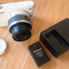 【美品】Nikon デジタルカメラ レンズ付き