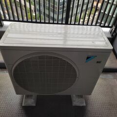 ダイキン】 ルームエアコン9畳用/100V＜2018年製・10万円相当＞（都内配達