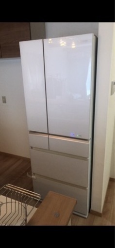 冷蔵庫　6ドア　パナソニック555L　２０１５年製　NR-F561PV-W