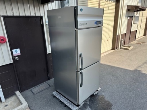 ホシザキ　HOSIZAKI　業務用　縦型２面冷蔵庫　６２６L　厨房　飲食店　HR-75Z