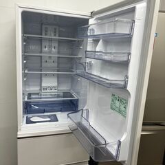 幅54㎝❕　3ドア冷蔵庫❕ゲート付き軽トラ”無料貸出❕購入後取り置きにも対応 ❕R4153 幅54㎝❕ 3ドア冷蔵庫❕ゲート付き軽トラ”無料貸出❕購入