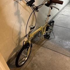 キャプテンスタッグの折りたたみ自転車です。