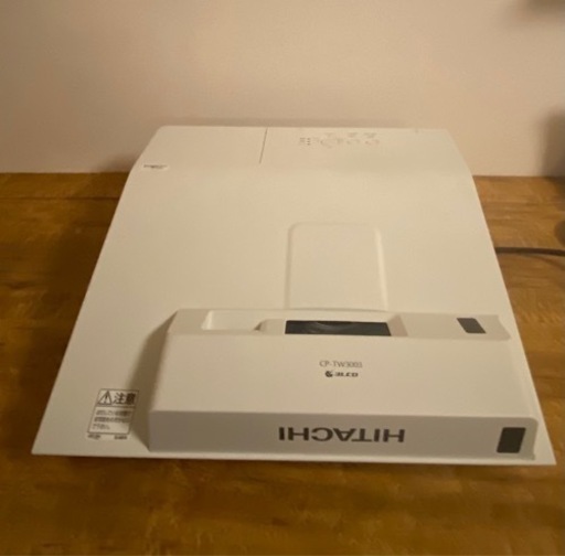 HITACHI プロジェクター　CP-TW3003J