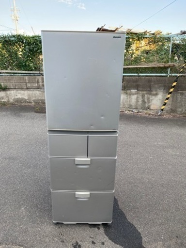 ‍♀️☘️大阪市から阪南市まで配達設置無料‍♀️シャープ冷蔵庫411L自動製氷機付き保証有り