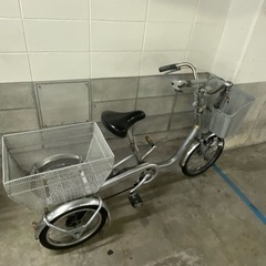 大人用三輪自転車 ブリジストン 中古3年半 値下げ可能