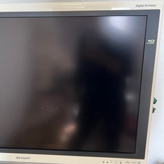 液晶テレビ　プレイヤー付き