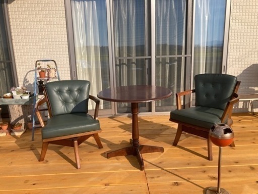 《直接引取限定》ダイニングセット　マルニ地中海シリーズ回転椅子2脚　丸テーブル天板の形状円型