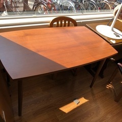 unico ウニコ ダイニングテーブル NORD 売ります！
