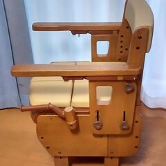 安寿 家具調トイレセレクトR はねあげ 小一度のみ使用 ほぼ新品 美品 今年