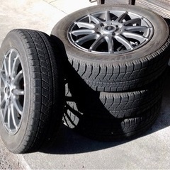 スタッドレスタイヤ N-BOXなど　155/65R 14 ブリザックVRX