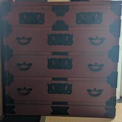 漆塗り桐たんす