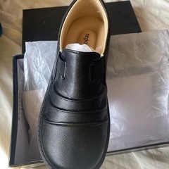 【ネット決済・配送可】24.0センチ黒色新品レディース靴