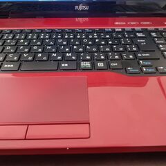 綺麗富士通赤 メモリ6G 高速大容量新品SSD480G搭載 薄型スリムモデル