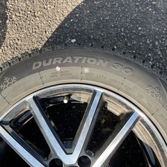 スタッドレスタイヤ 225/65 R17アルミホイール付き4本