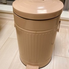 ゴミ箱　ペダル式　12L ピンク