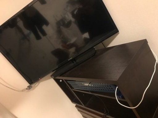 32V型テレビ　シャープ