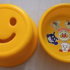 【USED】非売品　アンパンマン　子供用　お風呂桶と椅子