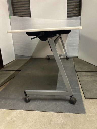 中古】HXシリーズ イトーキ/ITOKI スタックテーブル(長机/折りたたみ