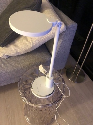 デスクライト　美品、調光、バーとライト部分を動かせます