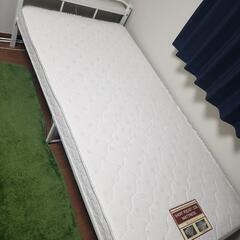 シングルサイズ　ベッド