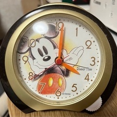 ミッキーマウスの目覚まし時計