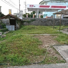 敷地２００坪ぐらい　庭の広い琉球古民家平屋一戸建て　駐車場…