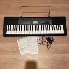 カシオ電子キーボード　