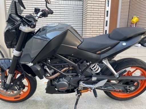 現車確認お願いします。KTM duke 200・2014年式ABS付パワーパーツ等カスタム