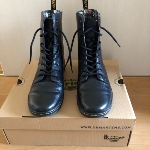 ブーツ D r.Martens  \n