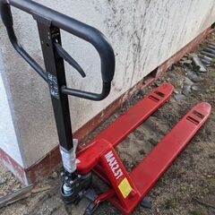 決まりました!!新品ハンドリフト