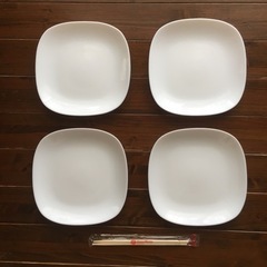 ヤマザキ　パン祭りのお皿　4枚セット