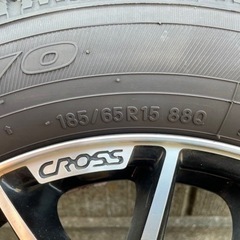 マツダデミオ(MAZDA2) 等に2022年製スタッドレスタイヤ アルミホイール付き4本セット