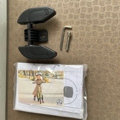 ストライダー14x  ペダル、スタンド付き