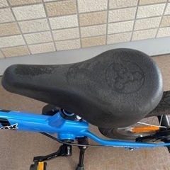 ストライダー14x  ペダル、スタンド付き