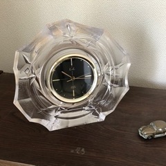 ガラス製置き時計