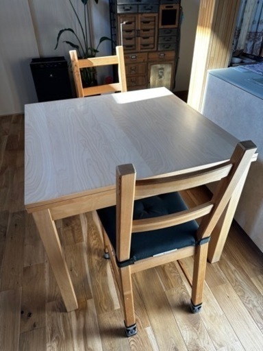 IKEA ダイニングテーブル、椅子4脚セット