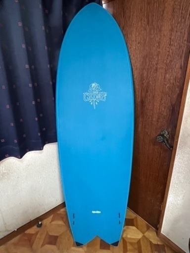 クライムサーフボード キールフィッシュ 6'2”ハードケース、フィン付き クライムサーフボード キールフィッシュ 6'2”ハードケース、フィン付き