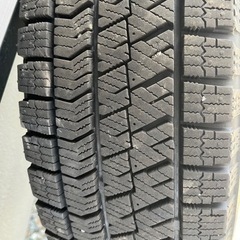 冬タイヤ　スタッドレスタイヤ　ブリヂストン　VR2