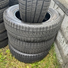 商談中。ブリヂストン　VRX2  225/60R17 4本バリ目 2019年