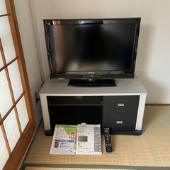 三菱ブルーレイ&HDD内蔵液晶テレビ32型　予約録画、ダビングな...