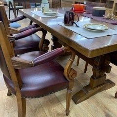 VARO.S.A. VALENTI  ダイニングテーブル  +  VARO S. A. VA  LENT ワインレッドx4