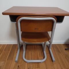 【KOKUYO】学校サイズの机・椅子